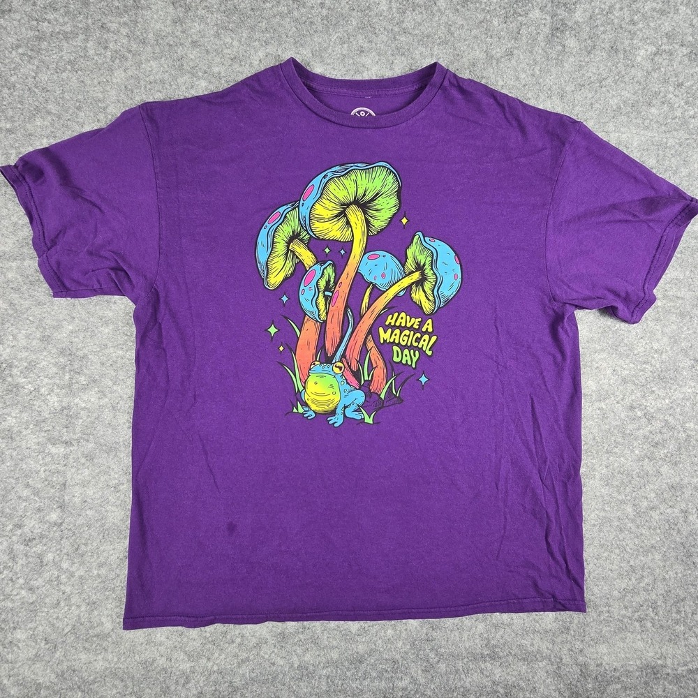 DOM Shirt Mens 2XL Have A Magical Day Frog Mushroom Graphic Tee Novelty Fantasy